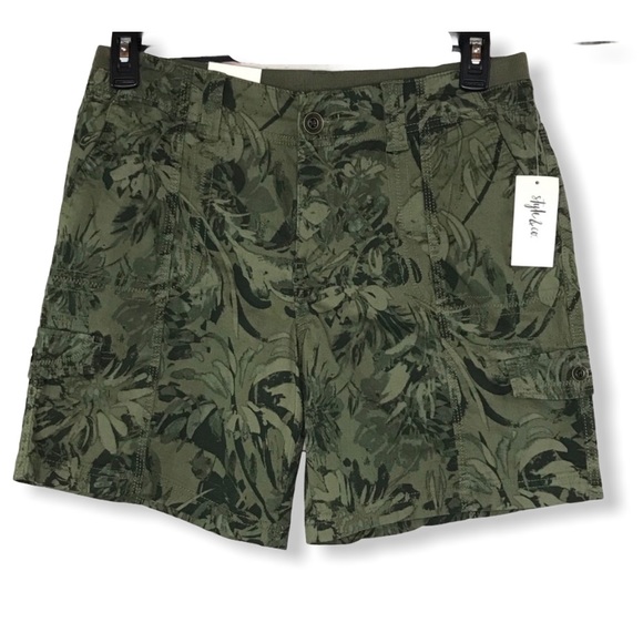 Style & Co Printed Cargo Shorts - Picture 2 of 4